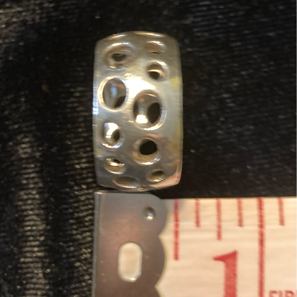 Silver Ring - Picture 5 of 5